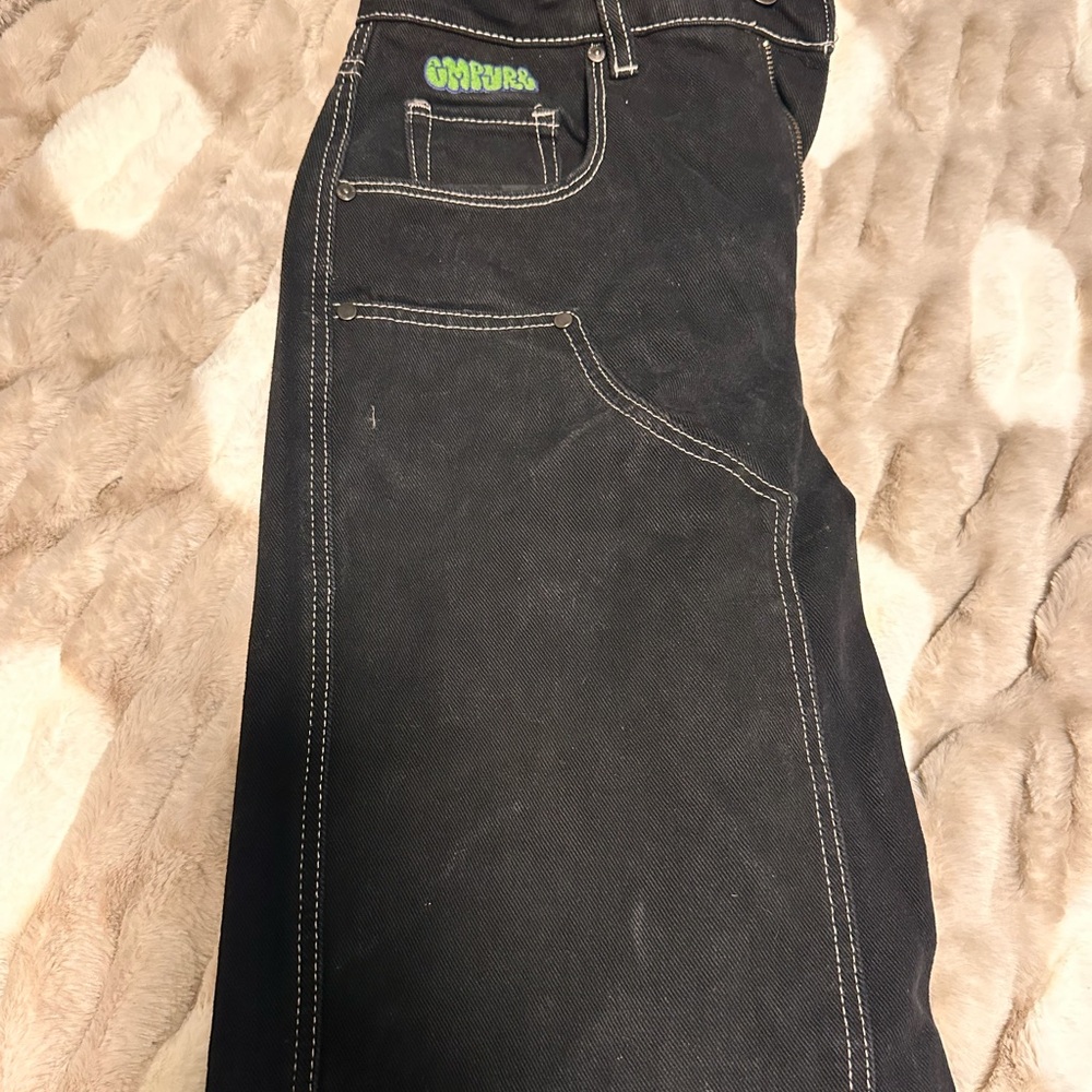 Black empyre jeans